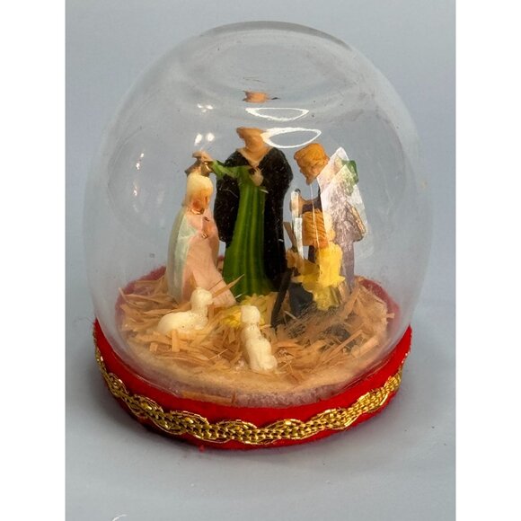 Vintage Nativity Scene Snow Globe With Red & Gold Base - Picture 7 of 10